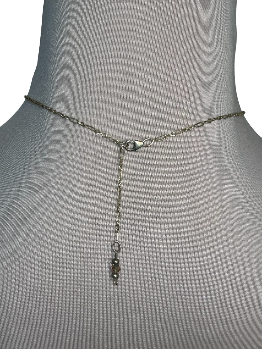 Dainty North Star/Compass Necklace - Gold - Picture 4 of 10